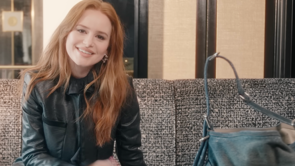 5 objets que Madelaine Petsch porte avec elle en tout temps