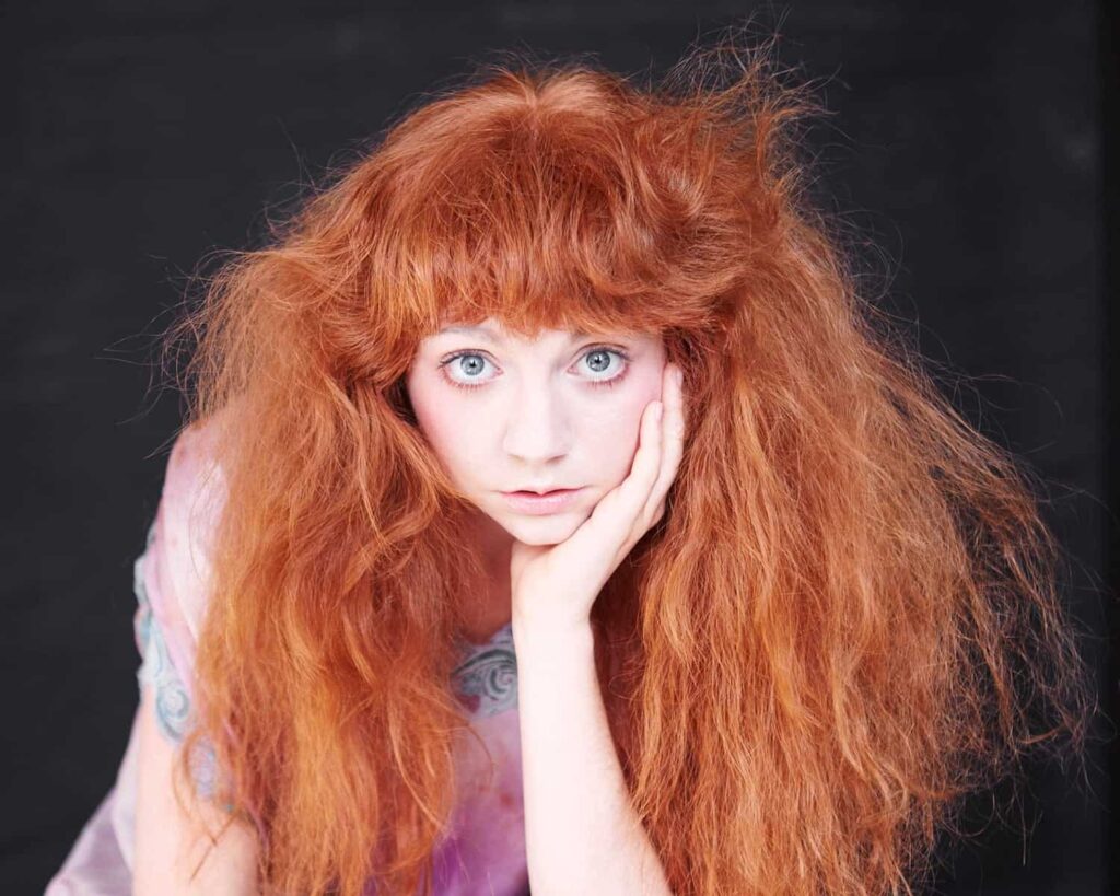 Ces 4 habitudes pourraient être à l’origine des cheveux roux et crépus