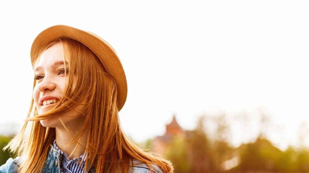 Les meilleurs secrets de beauté français pour les rousses