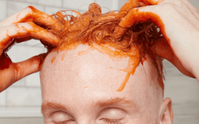 L’eau chaude peut-elle décolorer vos cheveux roux ? La réponse va vous choquer
