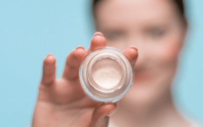 5 autres zones dans lesquelles les rousses peuvent appliquer un correcteur autre que sous les yeux