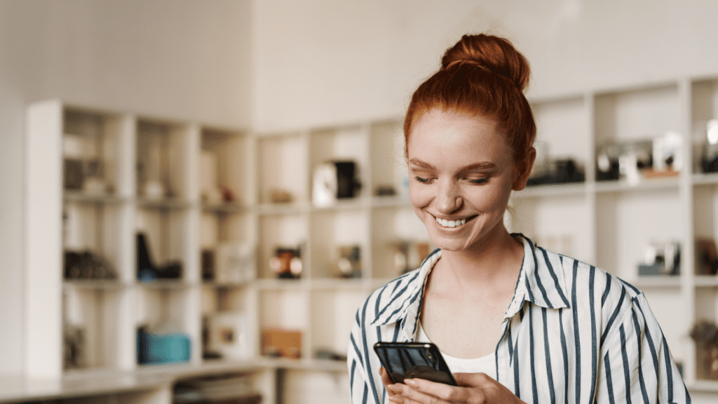 6 produits de beauté tendance TikTok qui valent le battage médiatique pour les rousses