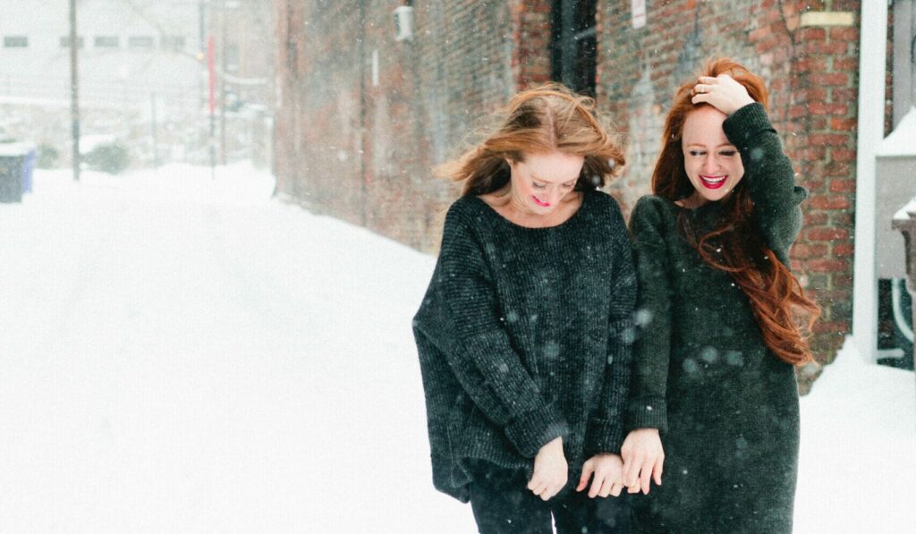 9 costumes d'Halloween de rousse chaude pour les nuits froides et glaciales