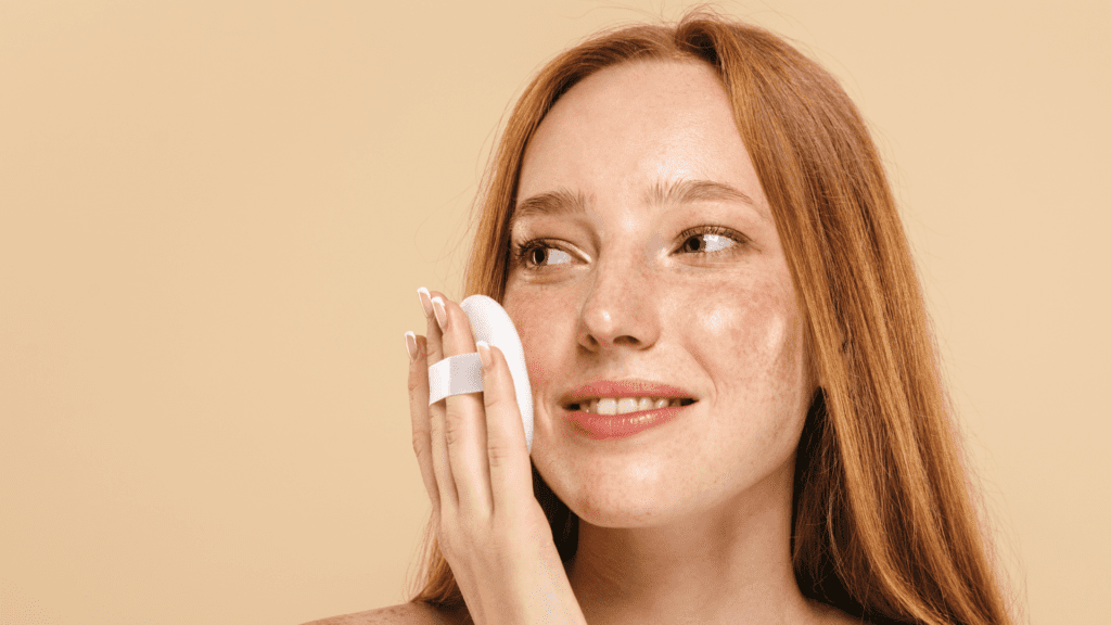 Maquillage rousse 101 : le bon ordre pour appliquer les produits de maquillage