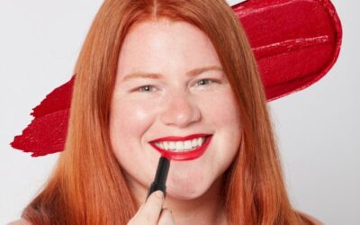 Comment les rousses peuvent avoir une lèvre rouge cette nouvelle année