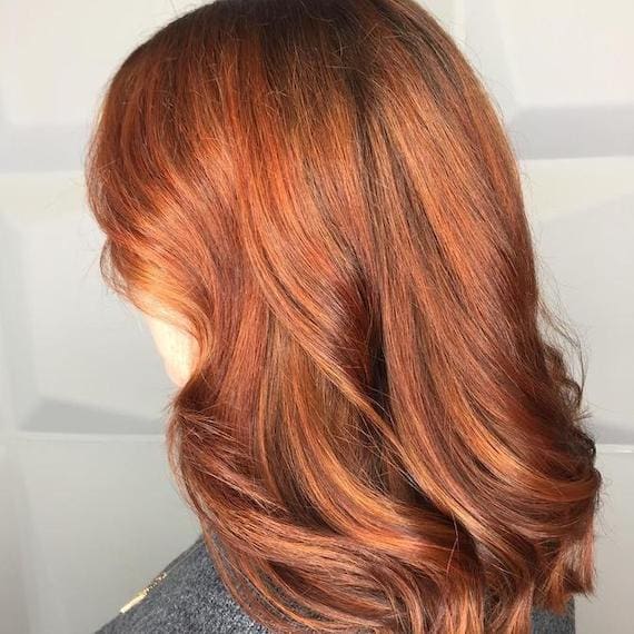 Guide pour trouver la teinture pour cheveux roux parfaite dans votre pharmacie locale